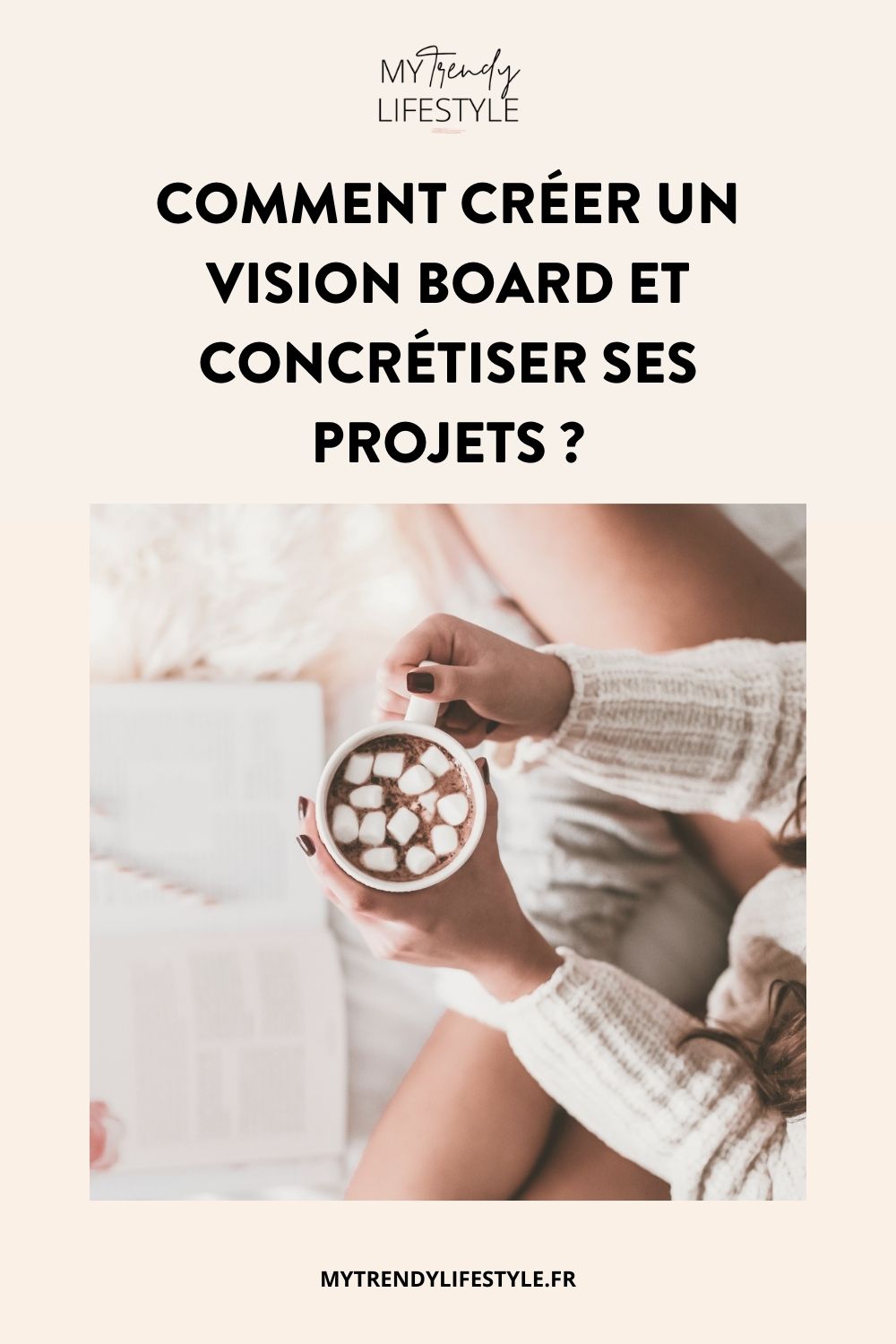 Votre esprit croit toujours ce que vous dites, c’est pourquoi il est important de le nourrir de pensées positives et encourageantes. Un bon moyen de façonner son esprit c’est de créer un vision board avec toutes ses intentions et les choses sur lesquelles on veut se focaliser. Les choses qu’on veut obtenir, voir se réaliser.