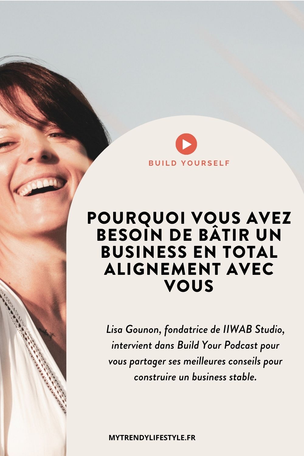 Lisa Gounon, fondatrice de IIWAB Studio, nous partage ses meilleurs conseils pour construire un business en total alignement avec notre personne.