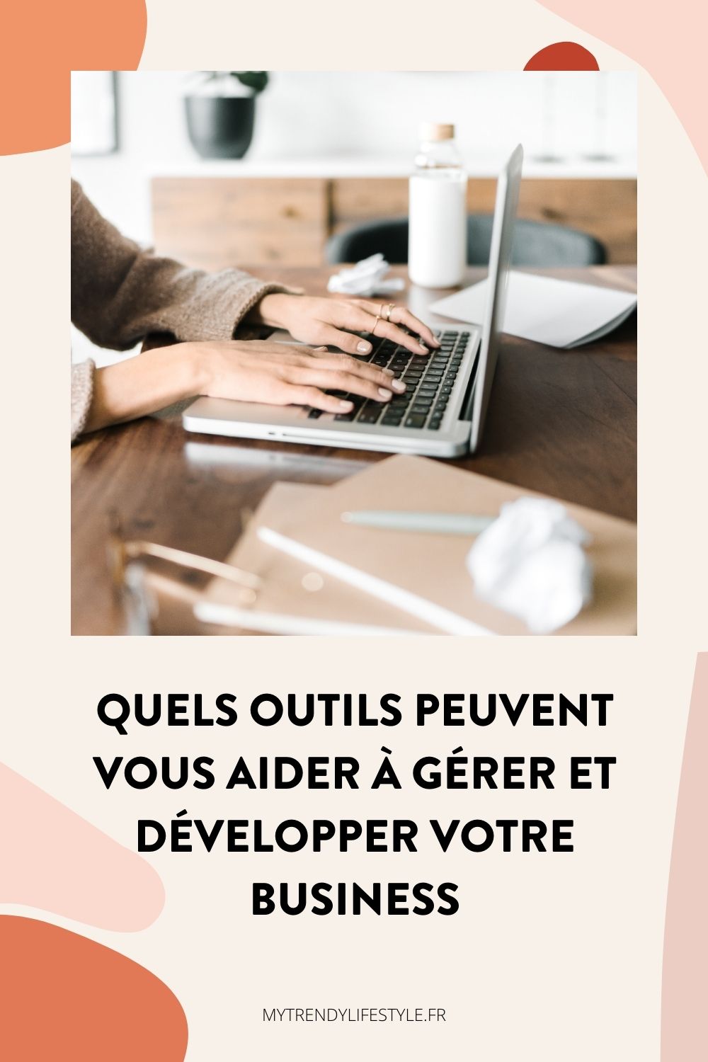 Quels outils utiliser pour gérer et développer votre entreprise ? Je vous dévoile ma boite à outils business et toutes les ressources indispensables à mon activité.