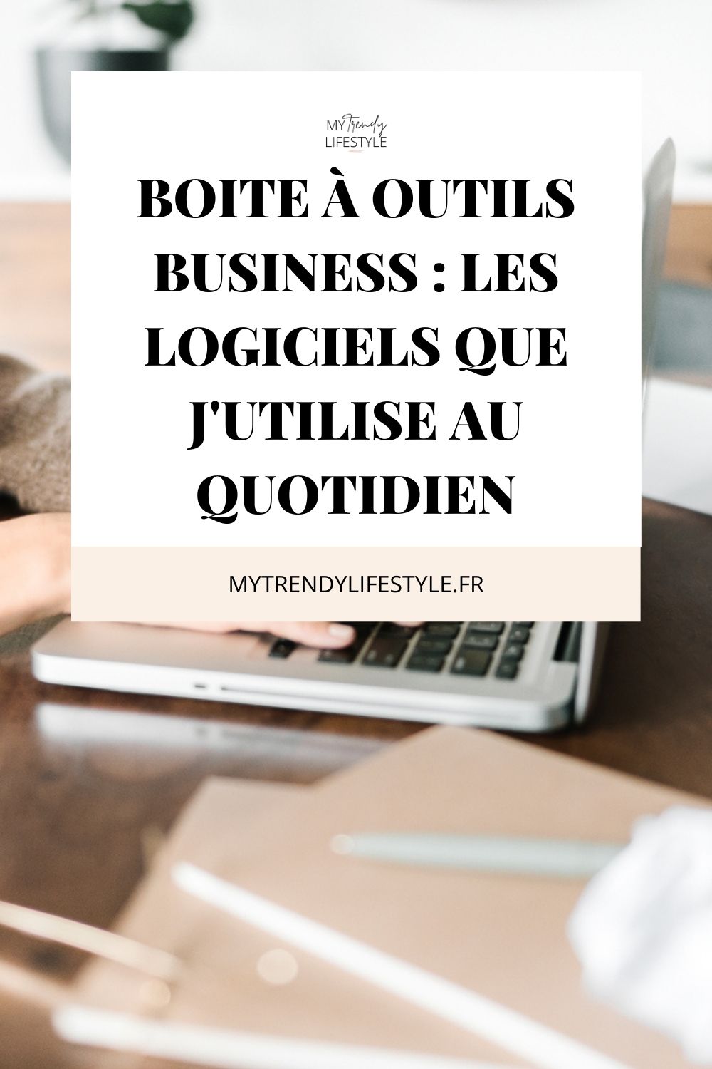 Découvrez la boîte à outils de mon business : la liste de tous les logiciels et autres ressources indispensables pour gérer et développer mon entreprise.