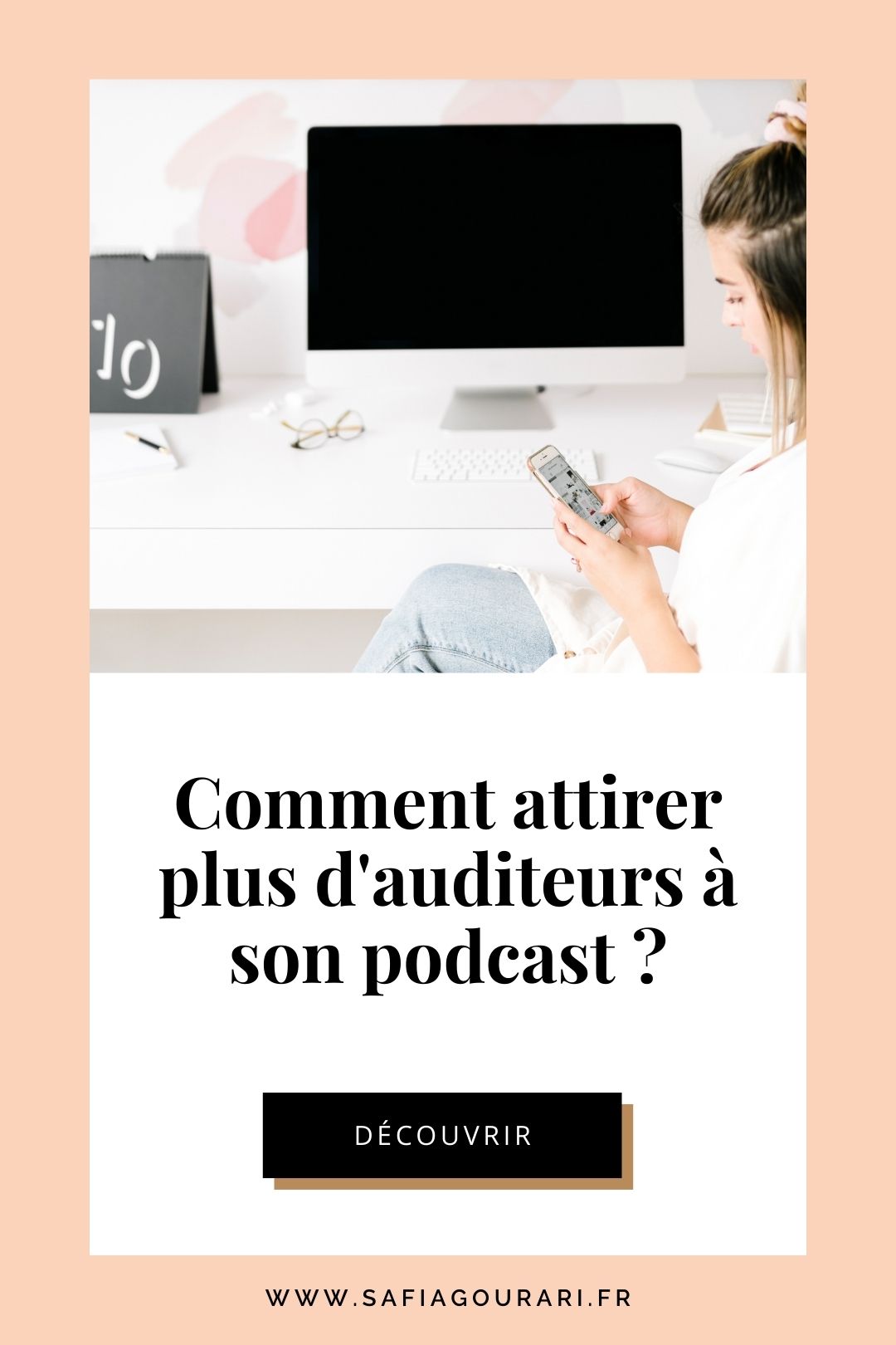 Aujourd’hui, j’ai décidé de vous partager 5 méthodes qui n’incluent pas les réseaux sociaux, mais qui vous aideront à faire connaître votre podcast et à le développer. 